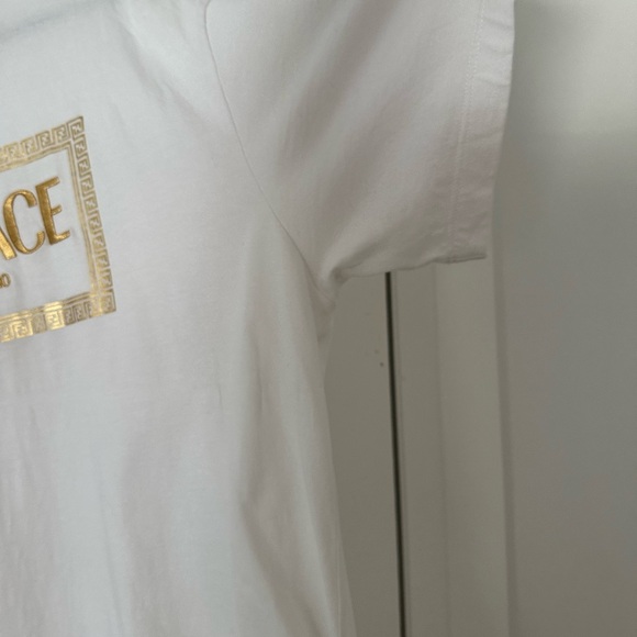 White and Gold Men's T-Shirt - Picture 3 of 6